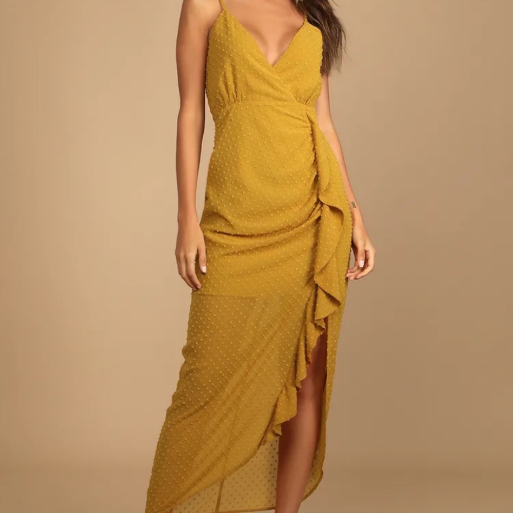 Yellow lulus dress